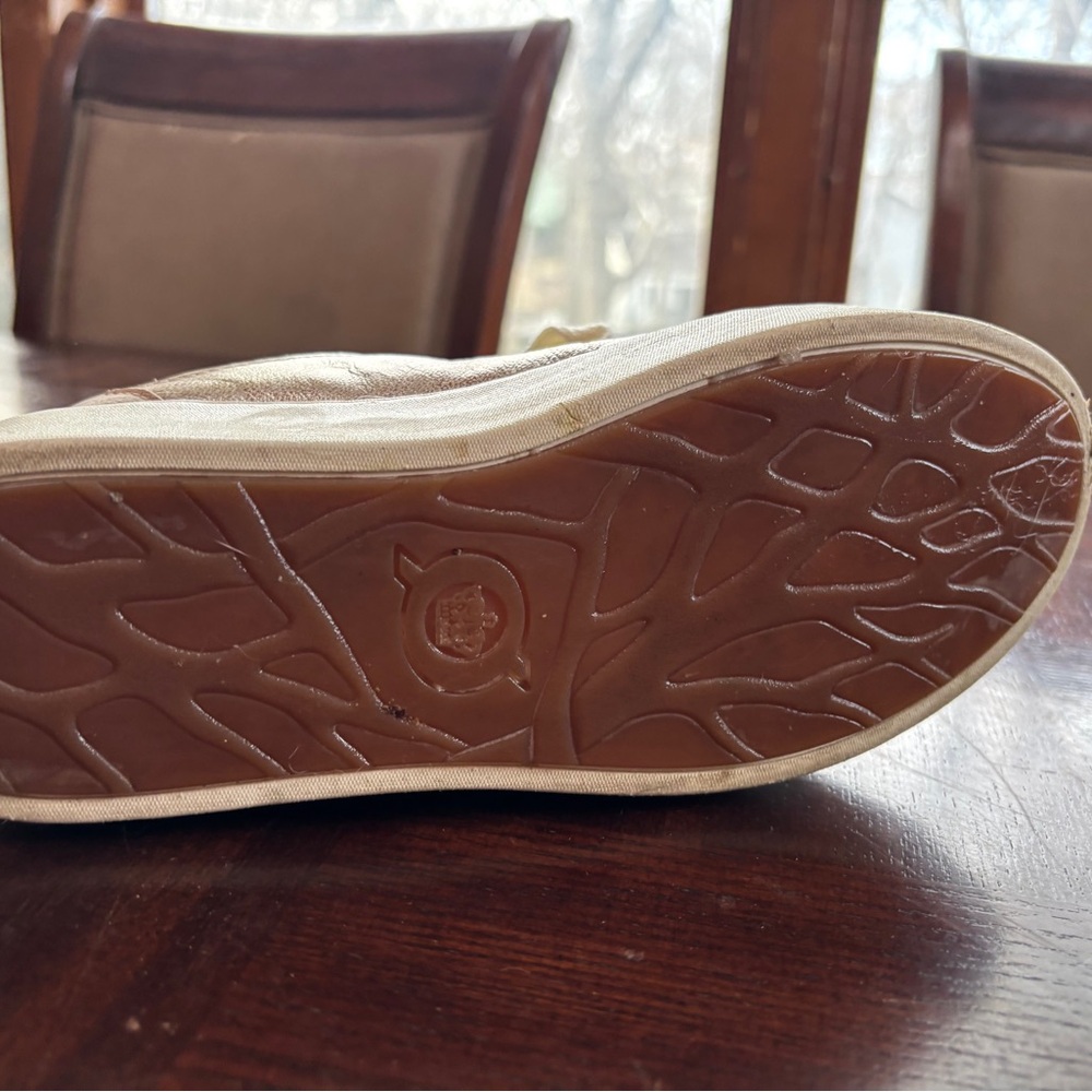 Born Women's Metallic Cream Sneakers - Picture 6 of 7